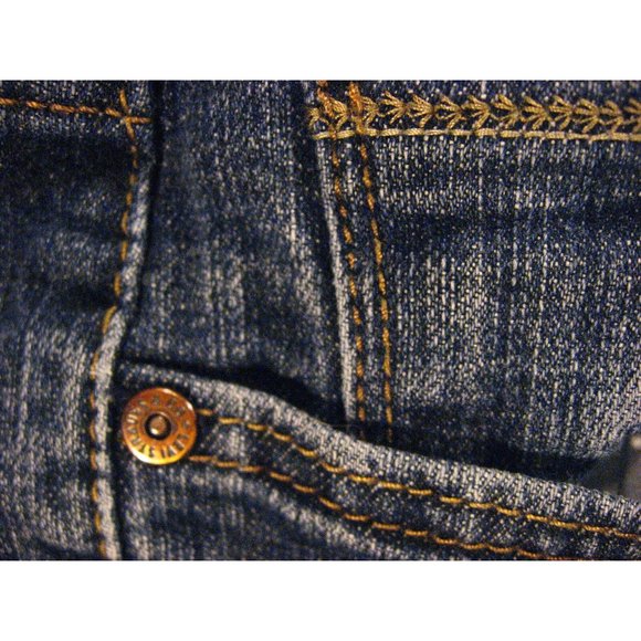 LEVIS 515 Womans CUTOFF JEAN SHORTS W 29 Blue Denim Red Tab Daisy Dukes - Picture 5 of 10